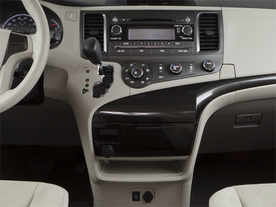 2012 Toyota Sienna LE AAS