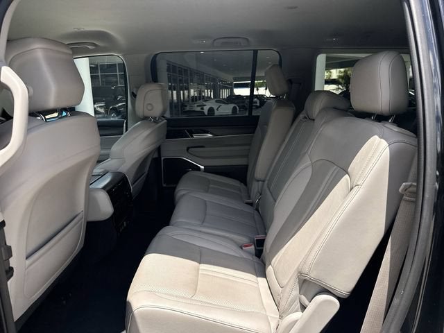 2024 Jeep Wagoneer L Series III
