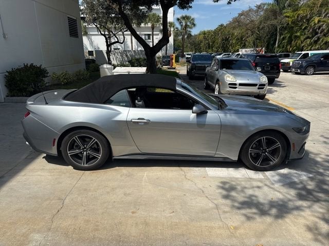 2025 Ford Mustang EcoBoost