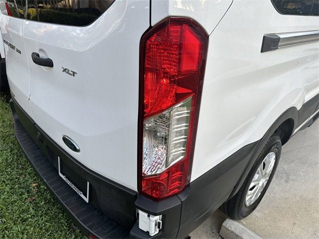 2023 Ford Transit Passenger Wagon XL