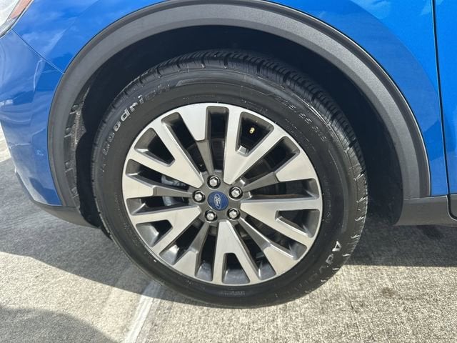 2020 Ford Escape Titanium Hybrid