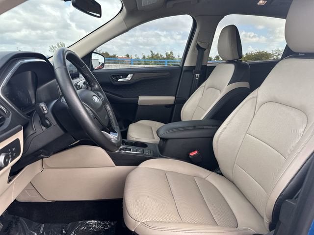 2020 Ford Escape Titanium Hybrid