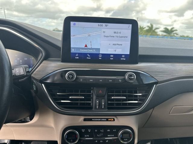 2020 Ford Escape Titanium Hybrid