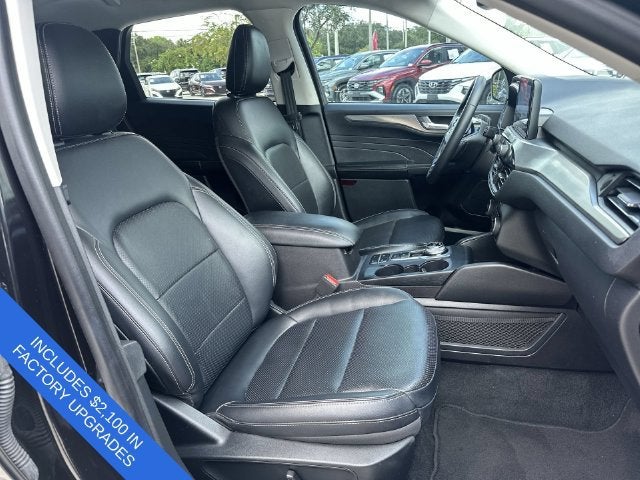 2021 Ford Escape Titanium
