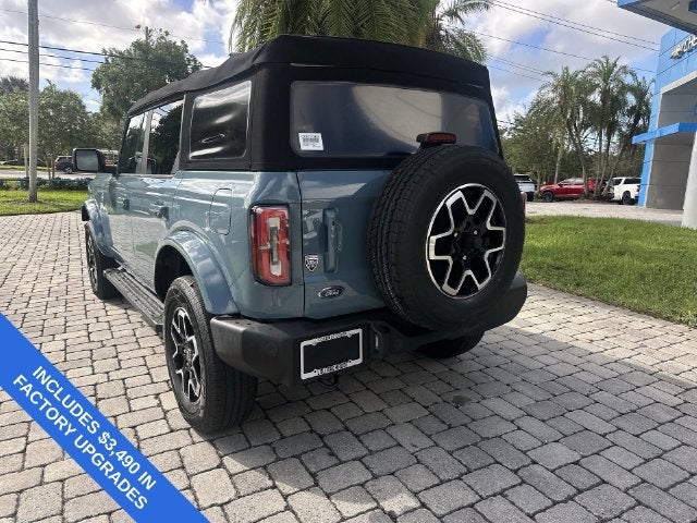 2022 Ford Bronco Base