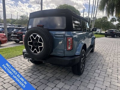 2022 Ford Bronco Base