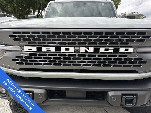 2023 Ford Bronco Base