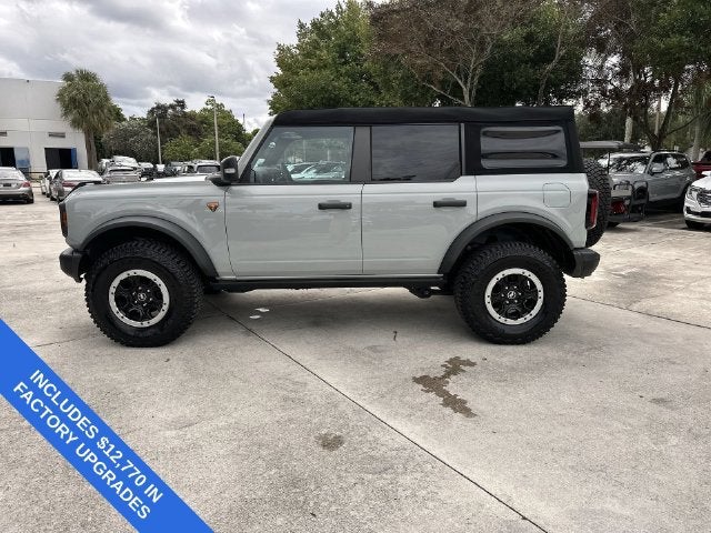 2023 Ford Bronco Base