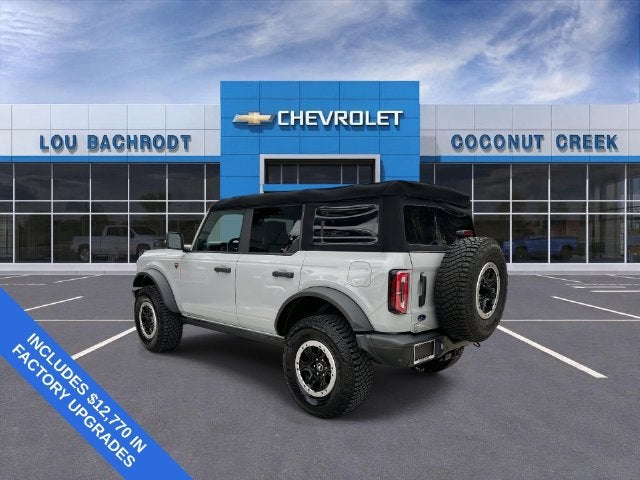 2023 Ford Bronco Base