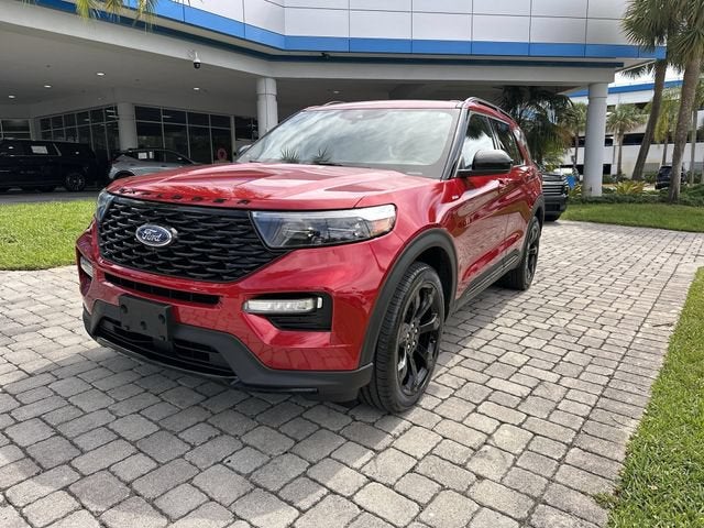 2023 Ford Explorer ST-Line