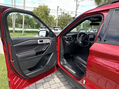 2023 Ford Explorer ST-Line