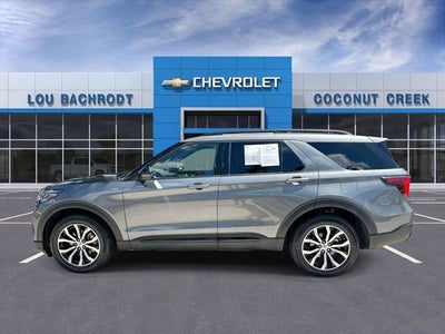 2025 Ford Explorer ST-Line