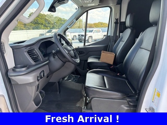 2025 Ford Transit Cargo Van Base