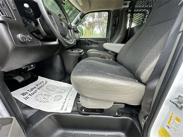 2024 Chevrolet Express Cargo 2500 WT