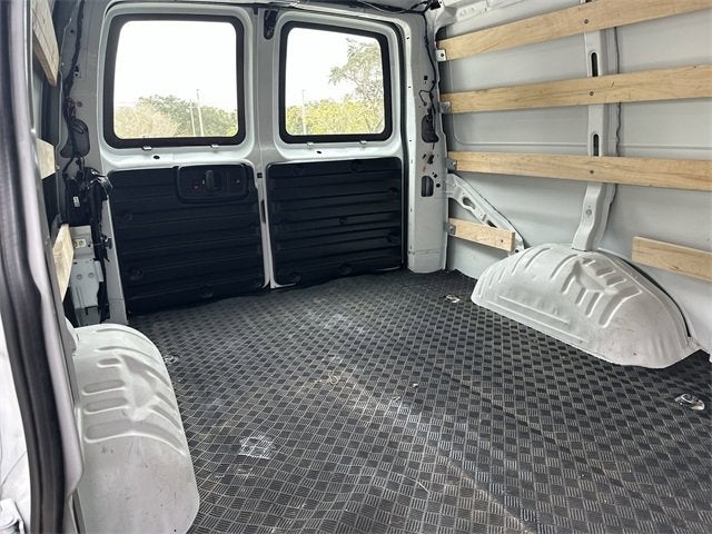 2024 Chevrolet Express Cargo 2500 WT