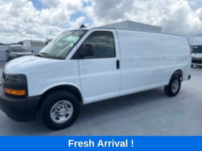 2025 Chevrolet Express Cargo WT