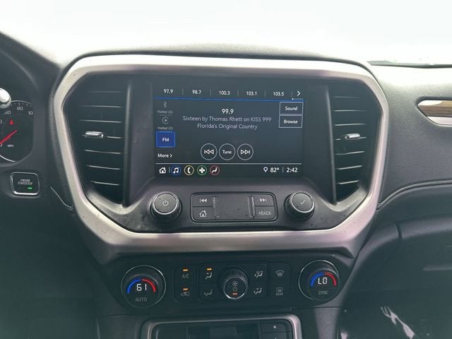 2022 GMC Acadia SLE