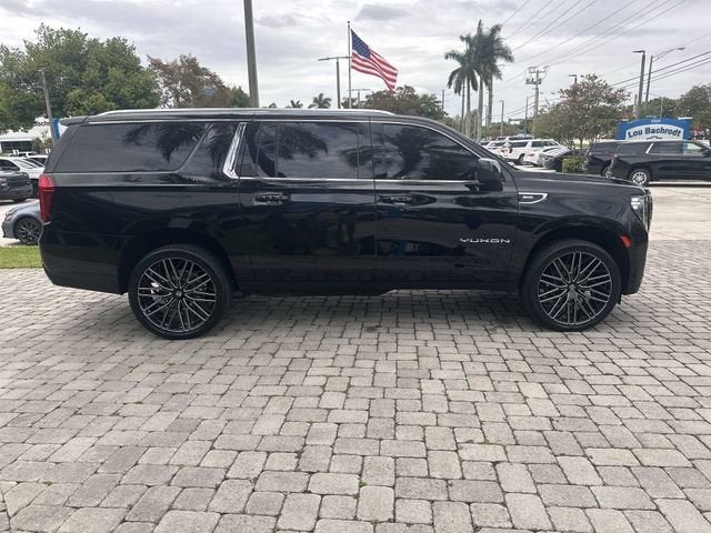 2023 GMC Yukon XL SLE