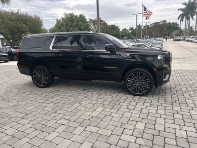 2023 GMC Yukon XL SLE
