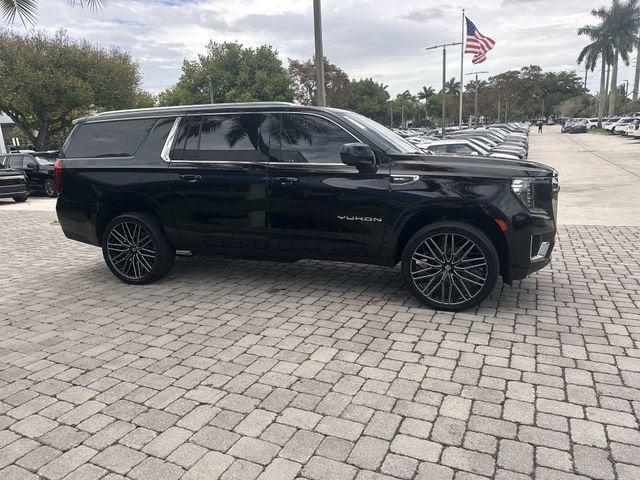 2023 GMC Yukon XL SLE