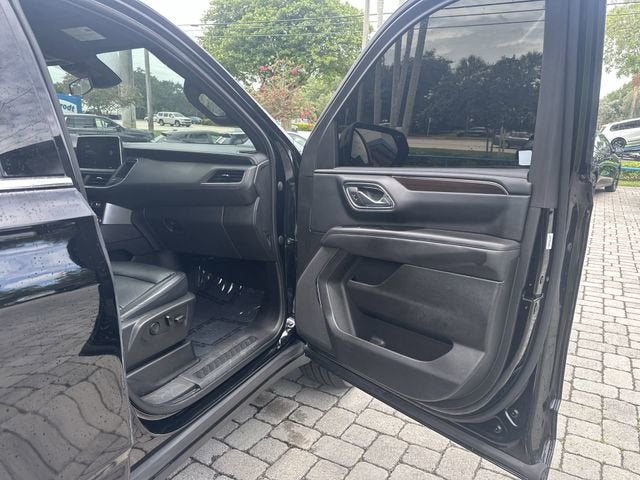 2023 GMC Yukon XL SLE