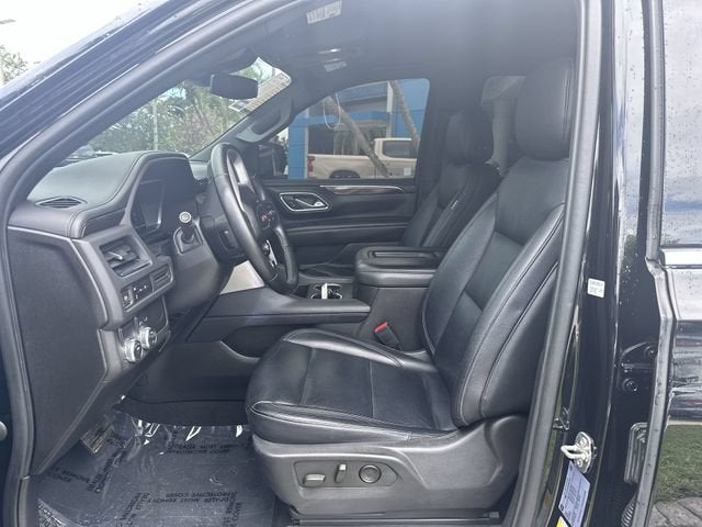 2023 GMC Yukon XL SLE
