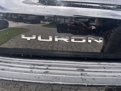 2023 GMC Yukon XL SLE