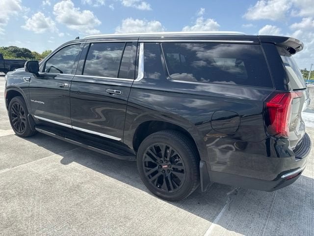 2023 GMC Yukon XL SLT