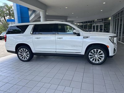 2022 GMC Yukon XL Denali