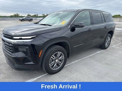 2024 Chevrolet Traverse LS