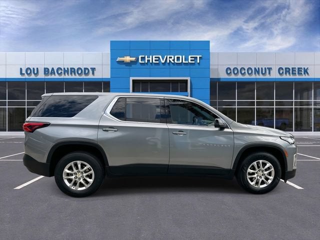 2023 Chevrolet Traverse LS