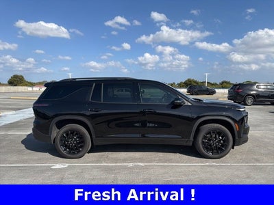 2024 Chevrolet Traverse LT