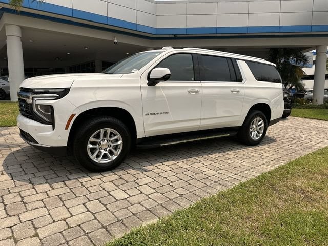 2026 Chevrolet Suburban LS
