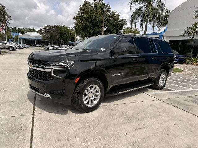 2024 Chevrolet Suburban LS