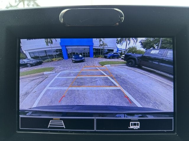 2024 Chevrolet Suburban LS