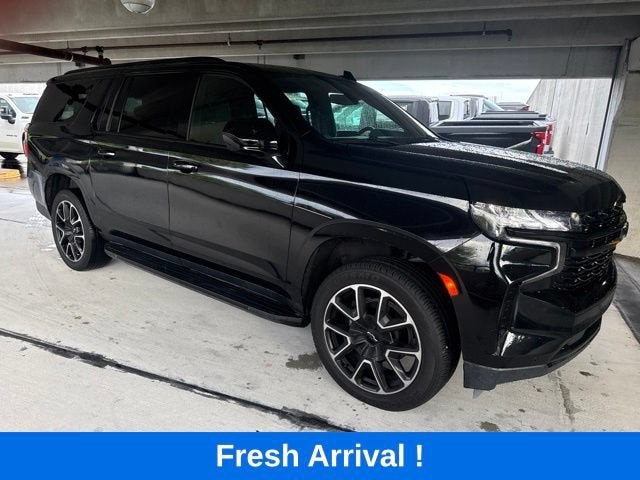 2023 Chevrolet Suburban RST