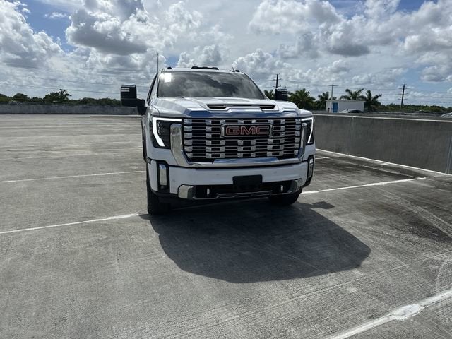 2024 GMC Sierra 3500 HD Denali