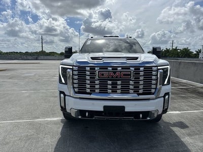2024 GMC Sierra 3500 HD Denali