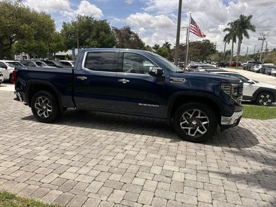 2022 GMC Sierra 1500 SLT