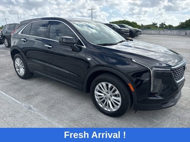 2024 Cadillac XT4 Luxury