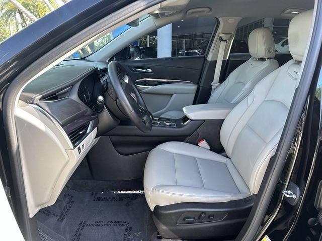 2023 Cadillac XT4 FWD Luxury