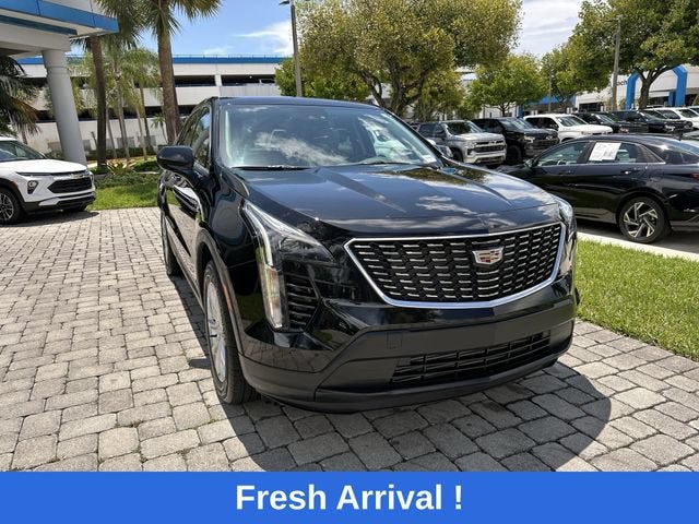 2023 Cadillac XT4 Luxury