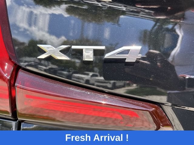 2023 Cadillac XT4 Luxury