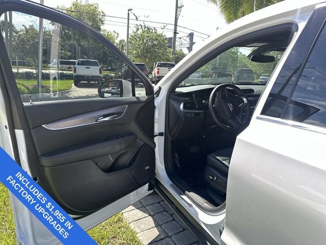 2024 Cadillac XT6 Luxury