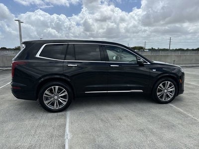 2023 Cadillac XT6 Premium Luxury