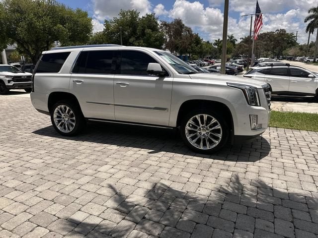 2018 Cadillac Escalade Premium Luxury