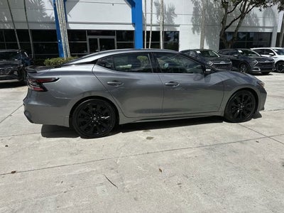 2023 Nissan Maxima SR