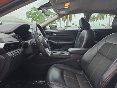 2022 Nissan Altima 2.5 SR