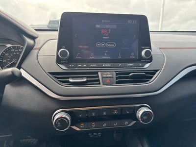 2022 Nissan Altima 2.5 SR