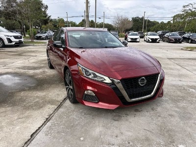 2022 Nissan Altima 2.5 SR